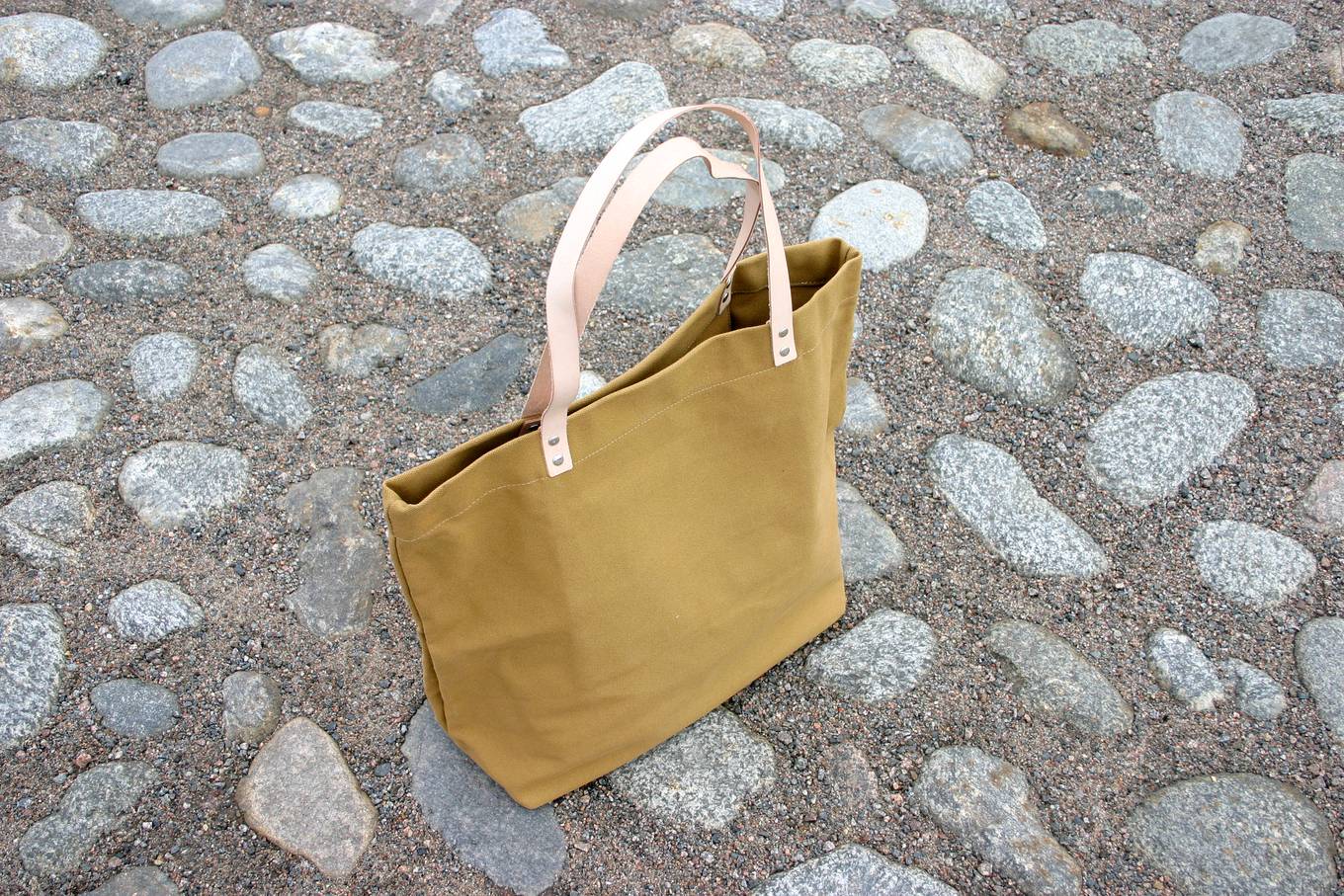 sandqvist tote