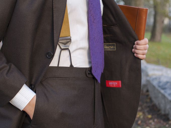 Vaatturiliike Sauma made-to-order suit from Ariston flannel, Exquisite Trimmings shantung silk tie, SuitSupply shirt, Viola Milano braces and a Berg & Berg leather portfolio.​