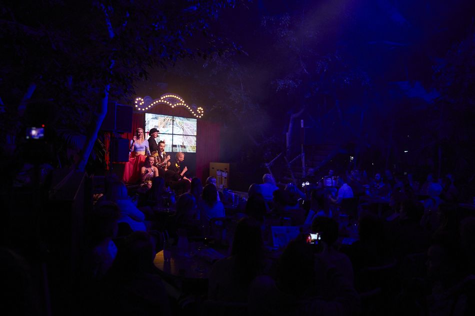 entertainment show