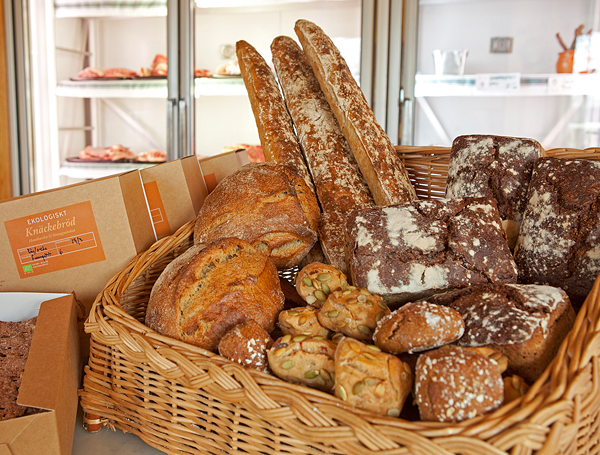 Bröd från butiken på Ängavallen i Vellinge. Foto: Ängavallen