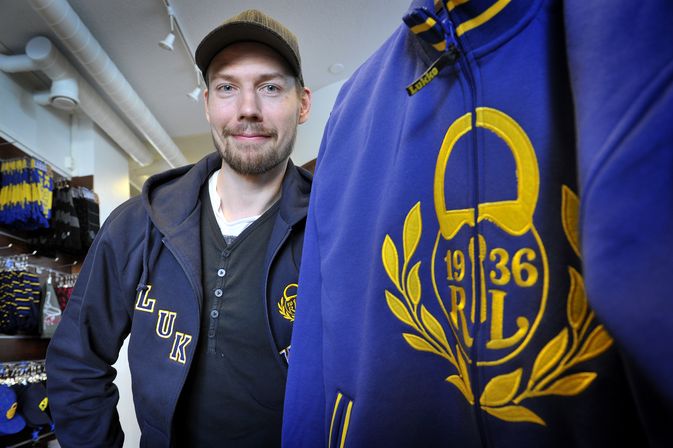 Janne Lahti pääsi levylle.