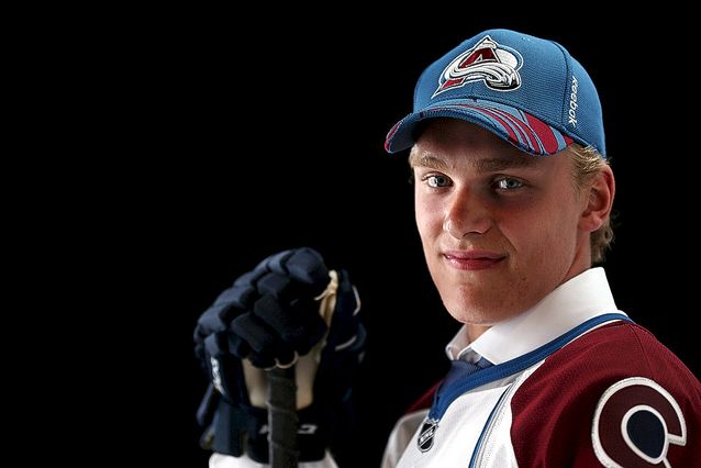 Mikko Rantanen teki NHL-sopimuksen Colorado Avalanchen kanssa.