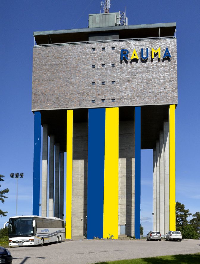Lukko aikoo yrittää muuttaa vesitornin värimaailmaa. Kuvamanipulaatio: Juha Sinisalo.