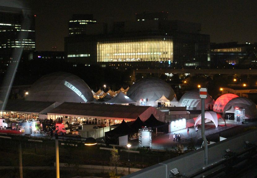 Slush Asia by night.