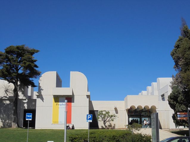 Arkkitehti Josep Lluis Sert i Lopez suunnitteli "​Fundacio Joan Miro" museon vuonna 1975​