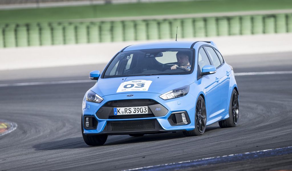 Ford Focus Rs Vs St >> Koeajo Ford Focus Rs Osa 2 Hulvaton Auto Radalla Teknavi Ford Focus Rs Vs St >> Koeajo Ford Focus Rs Osa 2 Hulvaton Auto Radalla Teknavi