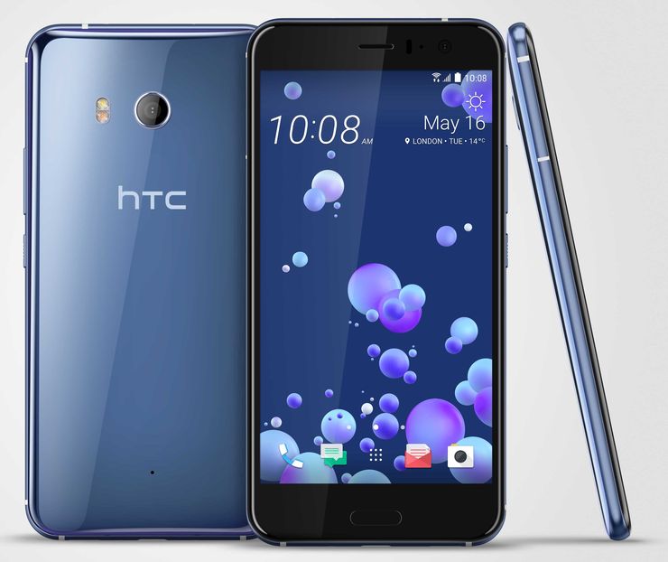 HTC U11 Amazing Silver -värissä.