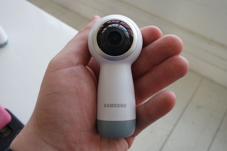 Samsung Gear 360.