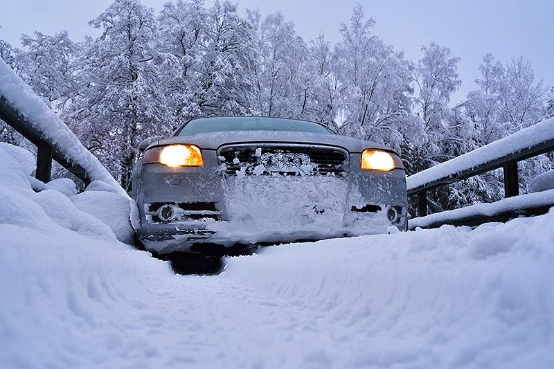 Aura-auto Valkmusassa, HAKKAPELIITTA 8