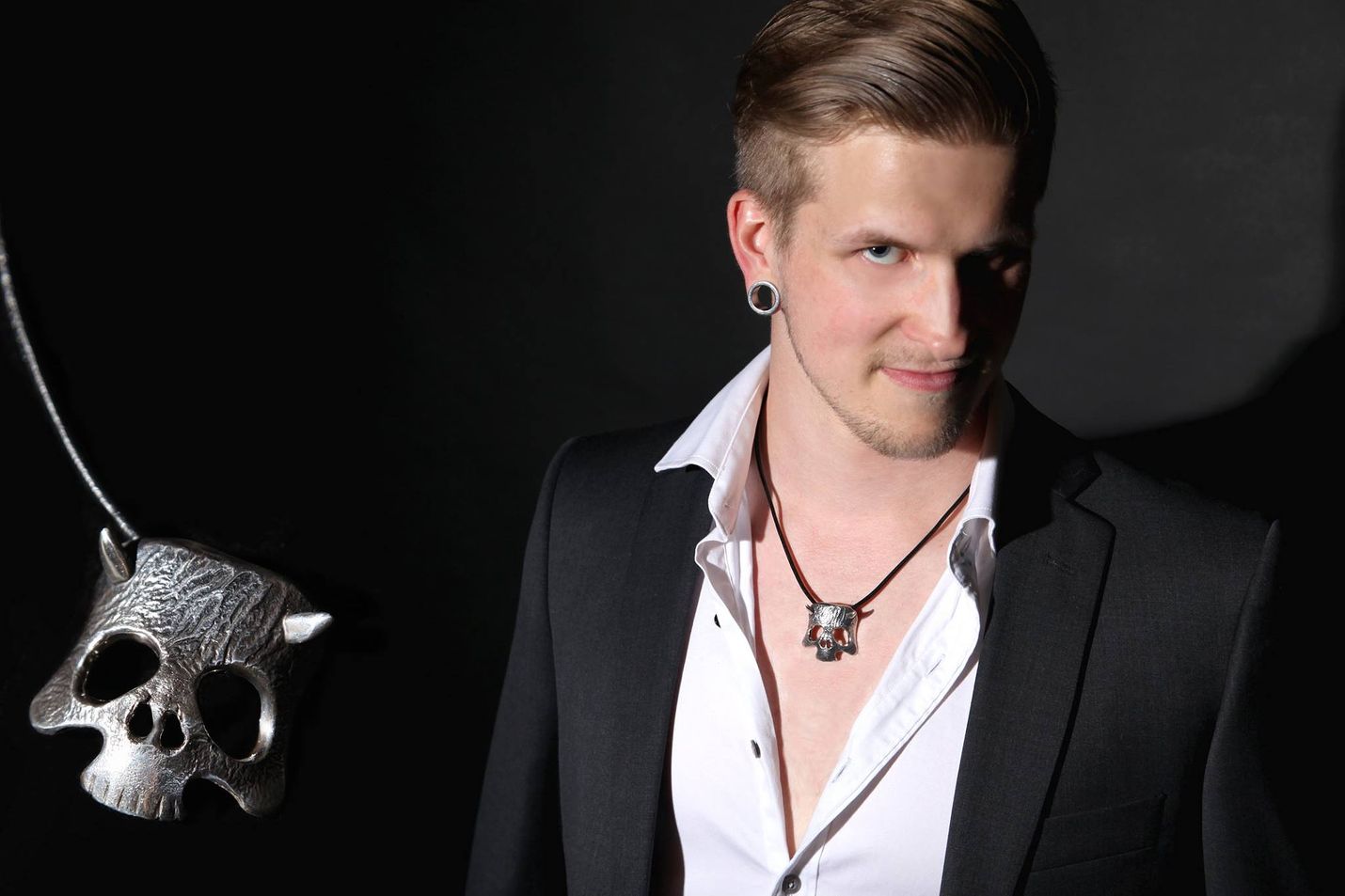 Rock-koru aloittaa uuden Porisperen koruperinteen. Kuva: Milla Lehtonen