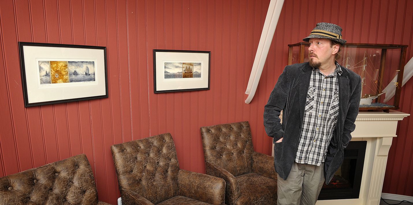 Tommi-Wihtori Roströmin mielestä merimuseo on hänen grafiikalleen oiva paikka.