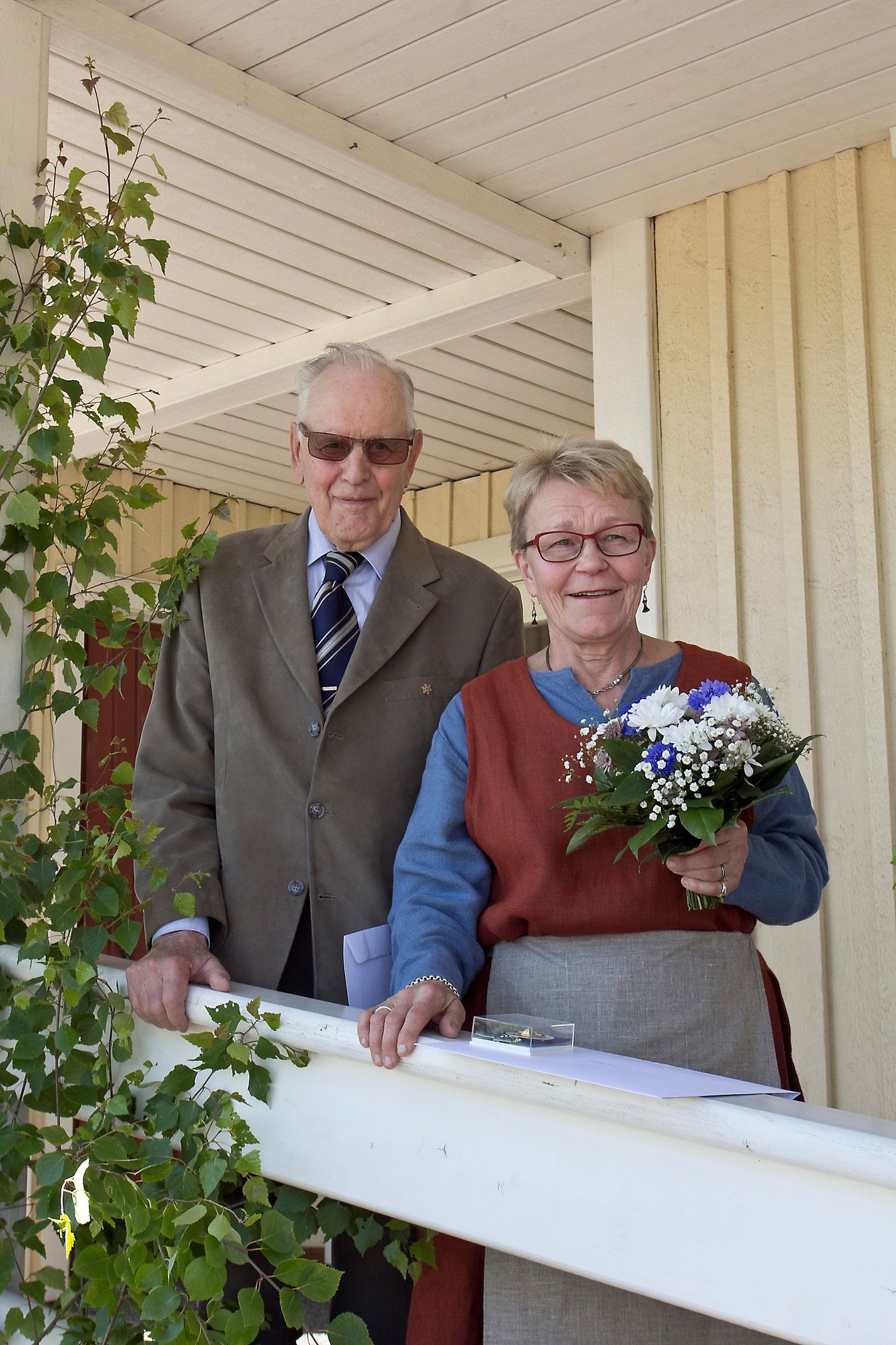 Köyliö-seuran valitsemat vuoden 2015 Lalli Alpo Heino ja Kerttu Liisa Yski. Kuva: Simo Nummi