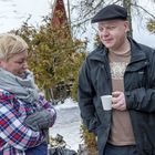 Marko Ranta on Kaffila Kainun vakioasiakas. Hän maistoi vierailunsa aikana kaikkea, mitä ruokalistalta löytyi. Ehdottomiksi suosikeiksi valikoituivat pulled pork -pizza ja sacherkakku. Kuva: Esa Urhonen