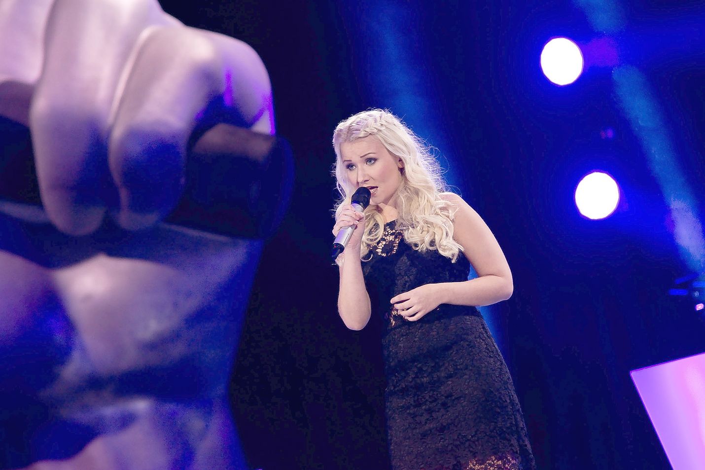 Raumalaislähtöinen Jessica Uussaari sai jatkopaikan kaksintaisteluista The Voice of Finland -kilpailussa. Hänen taisteluparinaan oli Kirsi Mäkiniemi Alavudelta.