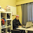Päävalmentaja Ville Niemisen valmentajakoppia ei ole herkuilla pilattu. Kuva: Eetu Setänen