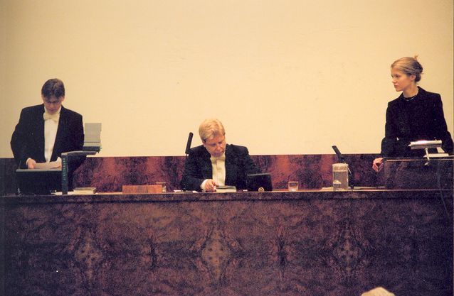 Markku Kuisma was the ‘custos’ at Mirkka Lappalainen’s doctoral defence in 2004.​