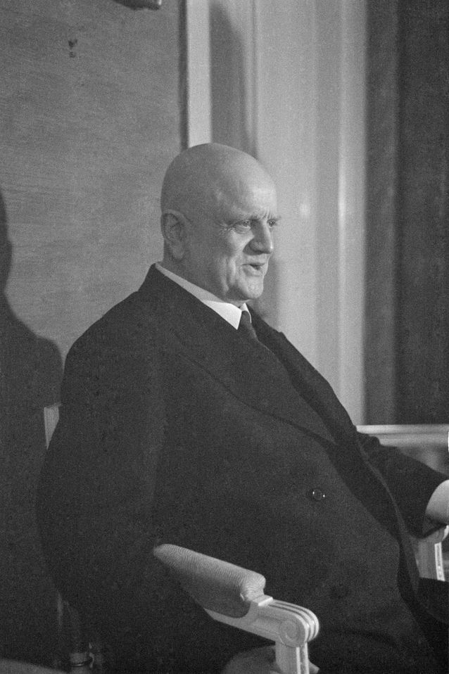 Jean Sibelius 18.9.1935. Kuva: Suomen valokuvataiteen museo/Alma Media/Uuden Suomen kokoelma.​