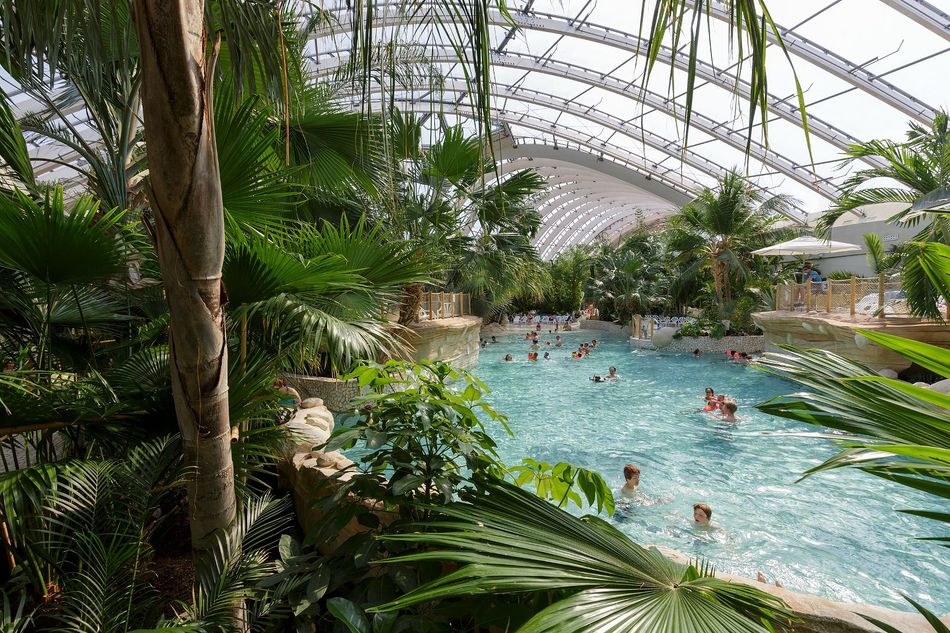 Im Laufe der Jahre ist das tropische Schwimmparadies Aqua Mundo zum Markenzeichen von Center Parcs geworden.