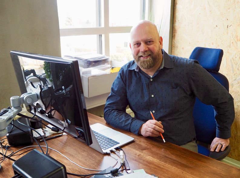 Jere Saarela, yrittäjä ja hankekoordinaattori.