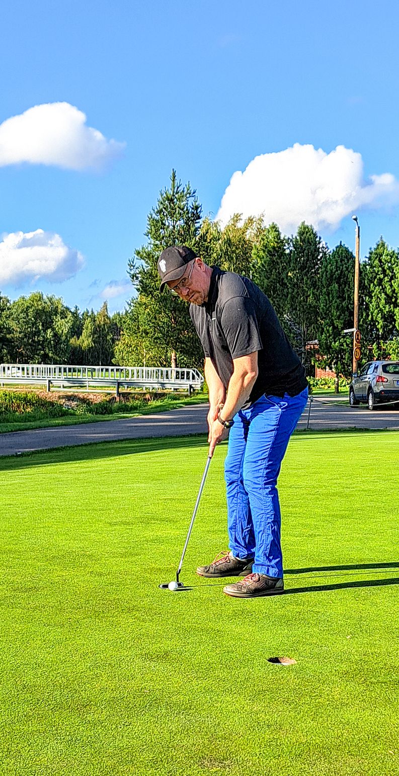 Aki Ijäs Rauman golfkentällä