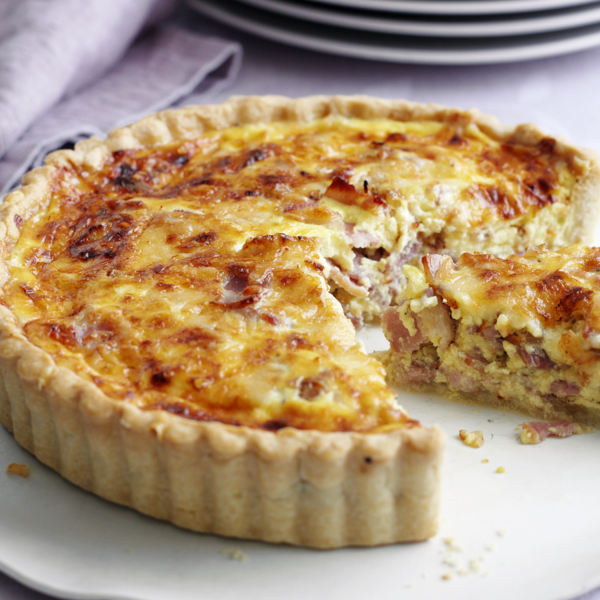 Quiche Lorraine - The Happy Foodie