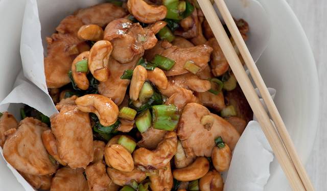 Stir Fry Of Cashew Nuts And Chicken The Happy Foodie