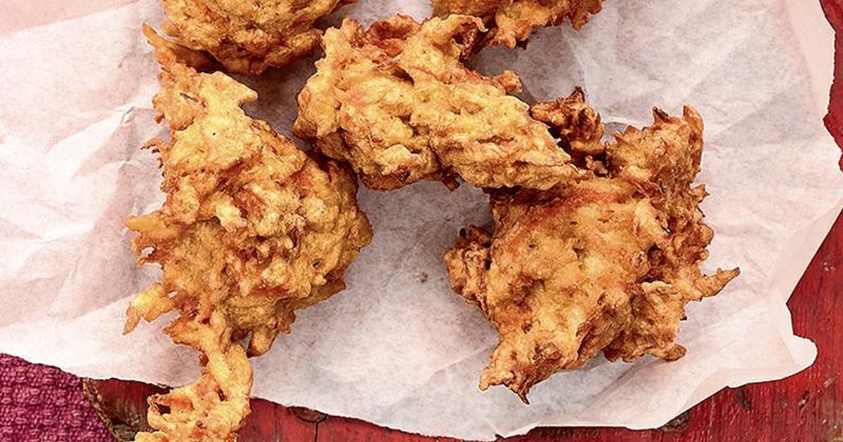 Nadiya Hussain's Curry, Carrot and Parsnip Bhajis with Chutney