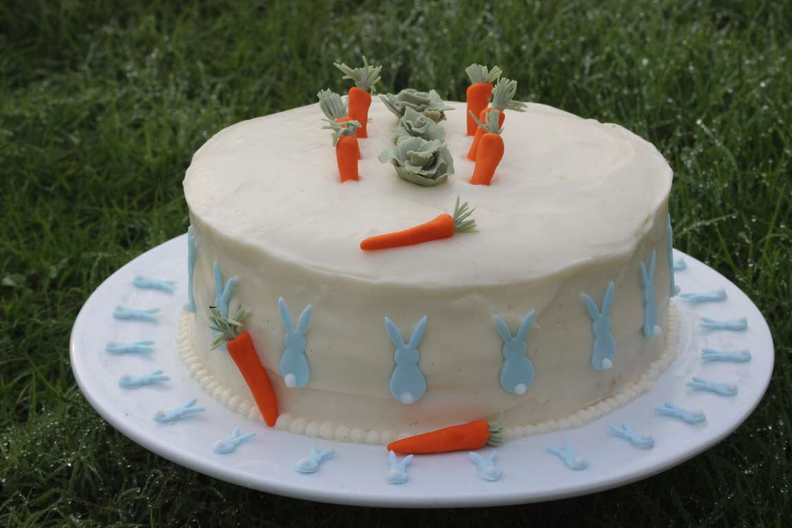 Thomas' Carroty Cake - The Happy Foodie