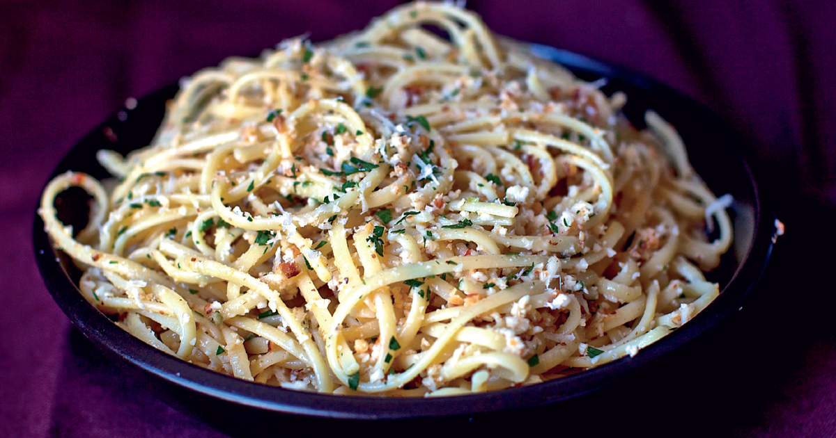Linguine with Cauliflower Pesto The Happy Foodie