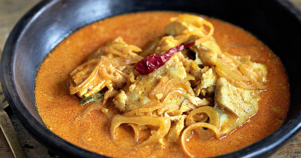 Kerala-Style Fish Curry - The Happy Foodie
