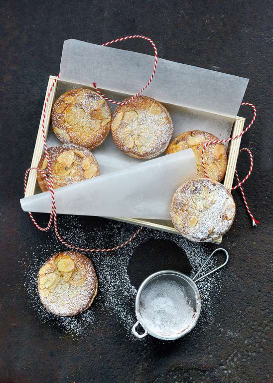 Frangipane Mince Pies Recipe for Christmas Eve | Xmas Baking Recipe