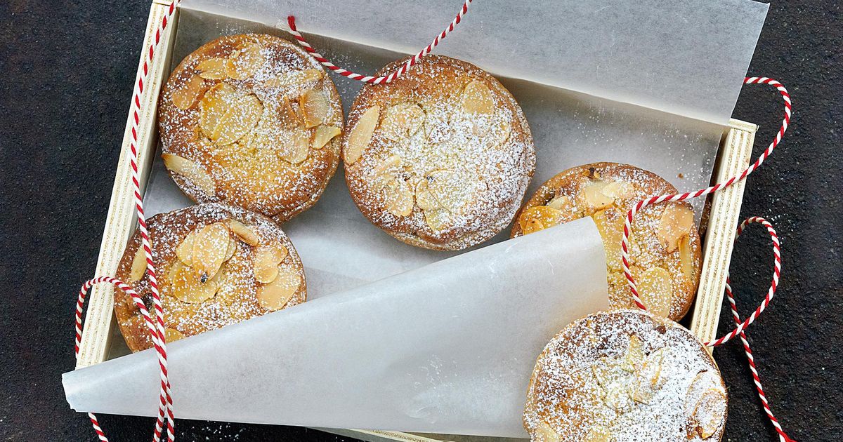 Frangipane Mince Pies Recipe for Christmas Eve | Xmas Baking Recipe