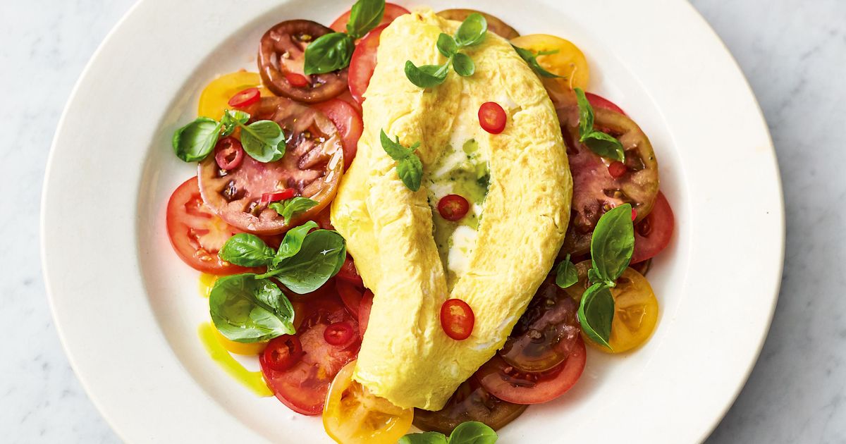 Jamie Oliver's Scrambled Egg Omelette