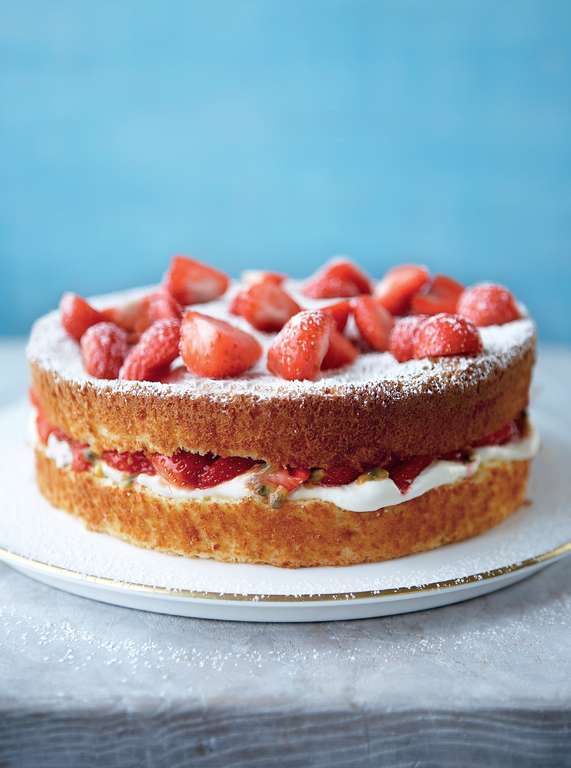 Mary Berry's Wimbledon Cake Recipe for Summer 2018