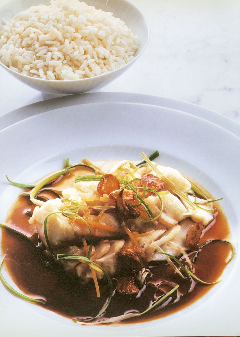 Ken Hom Authentic Chinese Steamed Fish Garlic Spring Onion