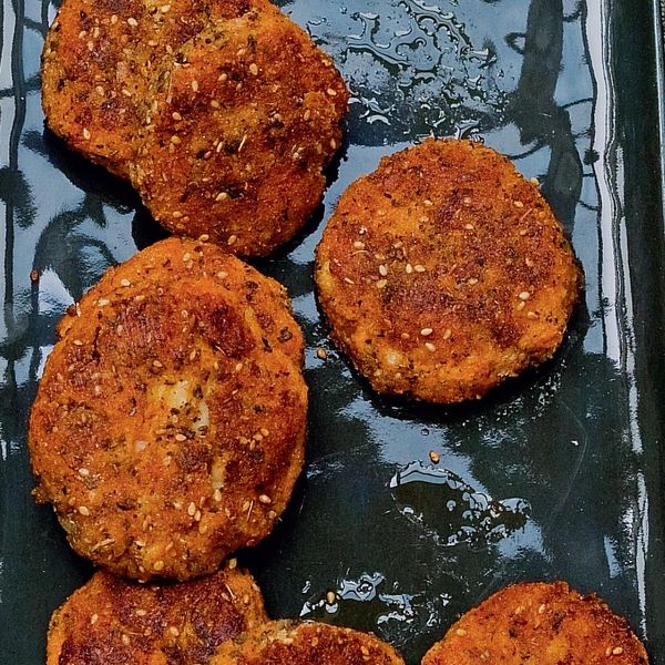 Za’atar-Crumbed Prawn and Sweet Potato Cakes - The Happy Foodie