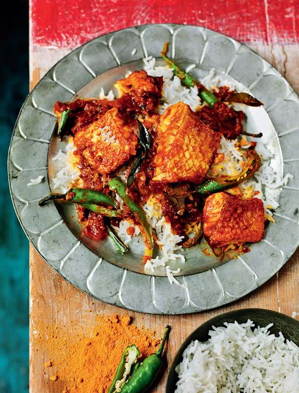 Madras Fish Curry of Snapper, Tomato and Tamarind - The Happy Foodie