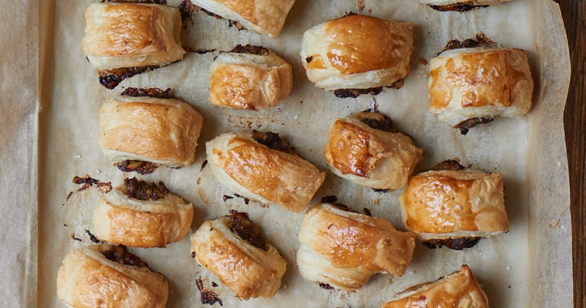 Wellington Sausage Rolls - The Happy Foodie