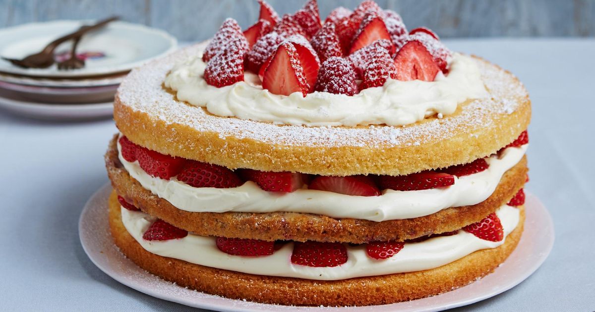 triple-layer-berry-victoria-sponge_s1200x630_c2115x1235_l0x953.jpg