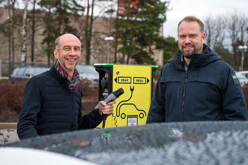 Oras Group, sähköautojen latauspisteet, Lännen Omavoima