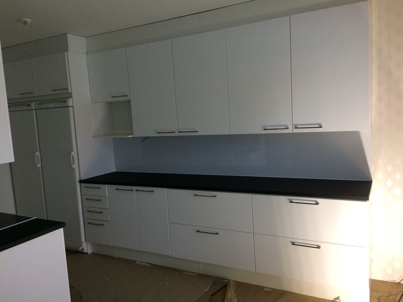 Perinnekorjaus Salminen keittiöremontti
