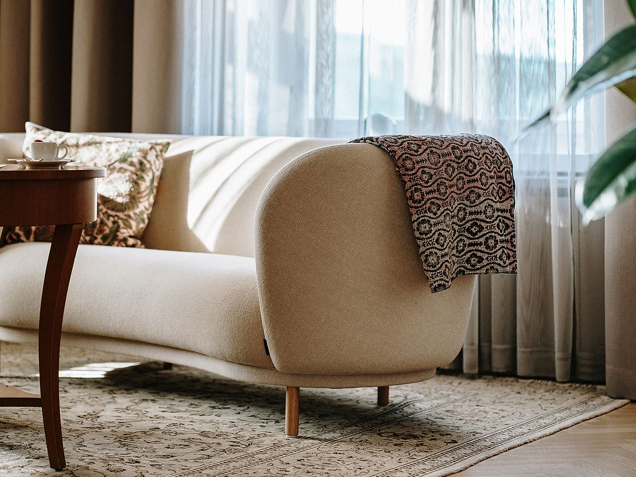 The Dandy Sofa Brings A 1940s Twist To Contemporary