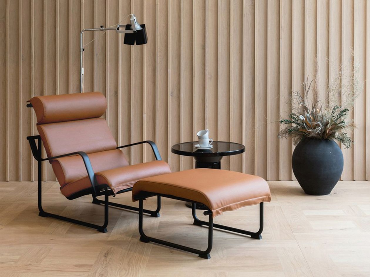 Yrjö Kukkapuro Remmi lounge chair, black - cognac leather