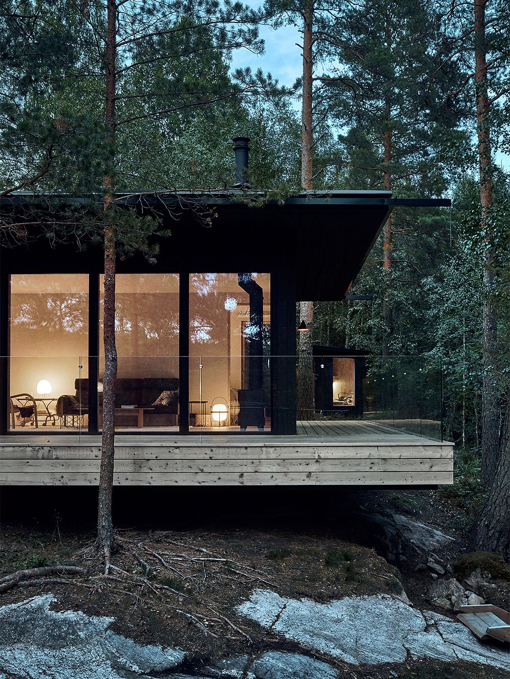A black leisure home in Finland