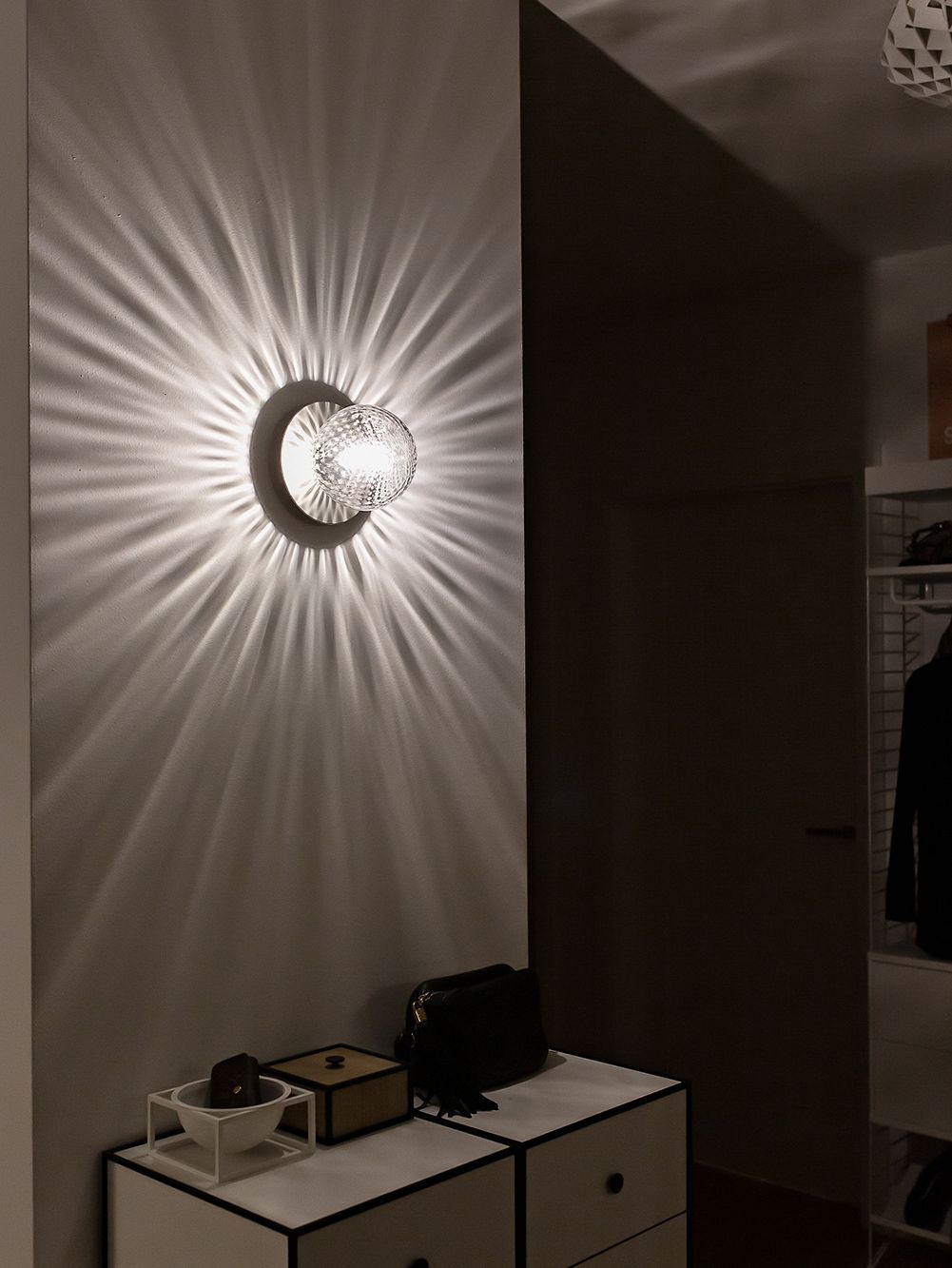 Nuura Liila 1 wall/ceiling lamp, medium, silver - clear