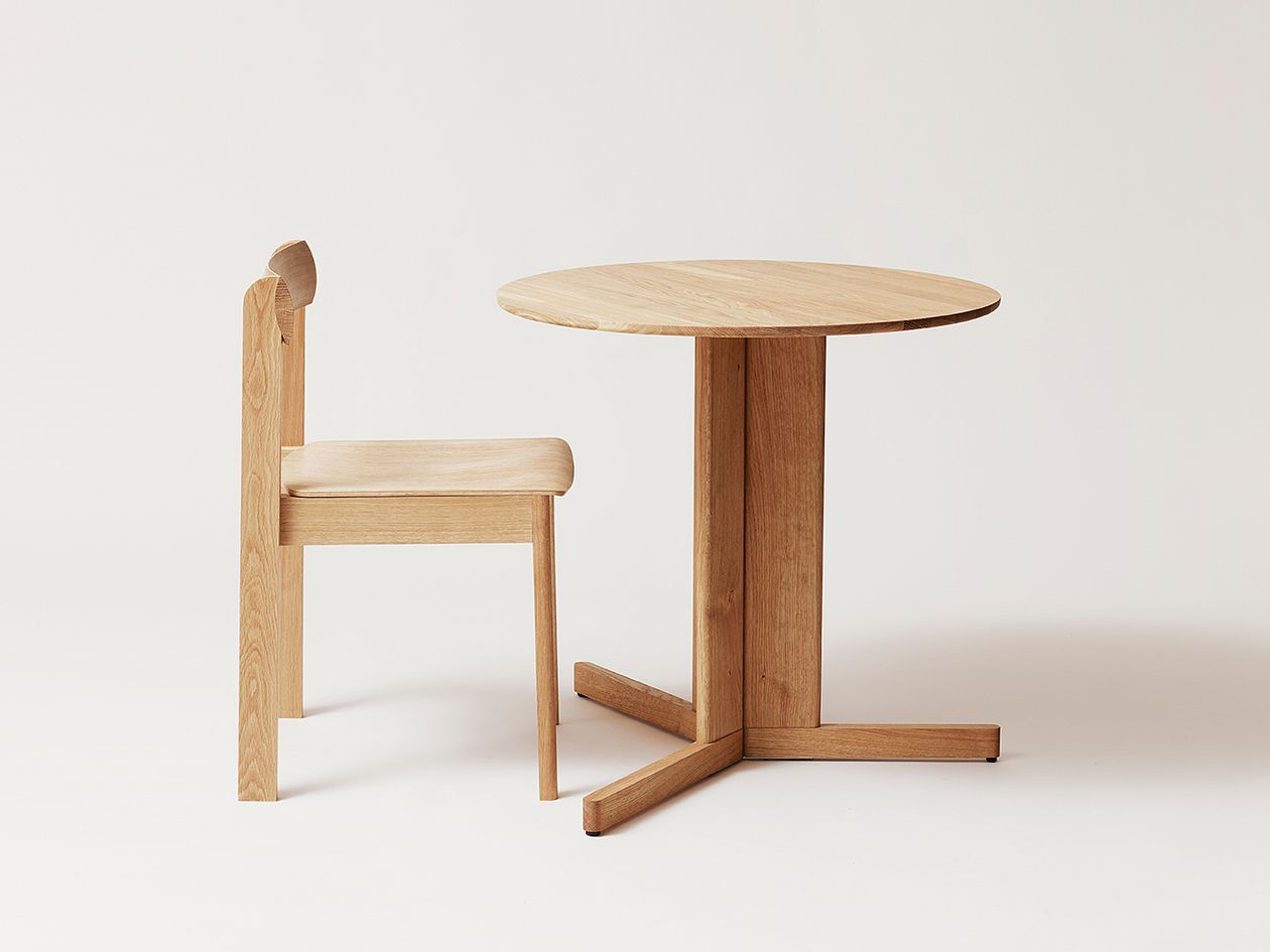 Form & Refine Trefoil dining table