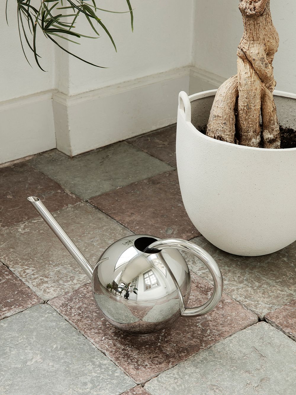 ferm LIVING Orb watering can, mirror polished steel