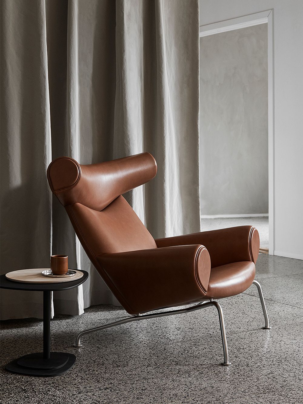 Fredericia Wegner Ox chair, brushed chrome - cognac leather