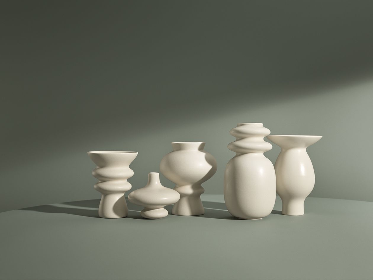 Kähler Kontur vases in white