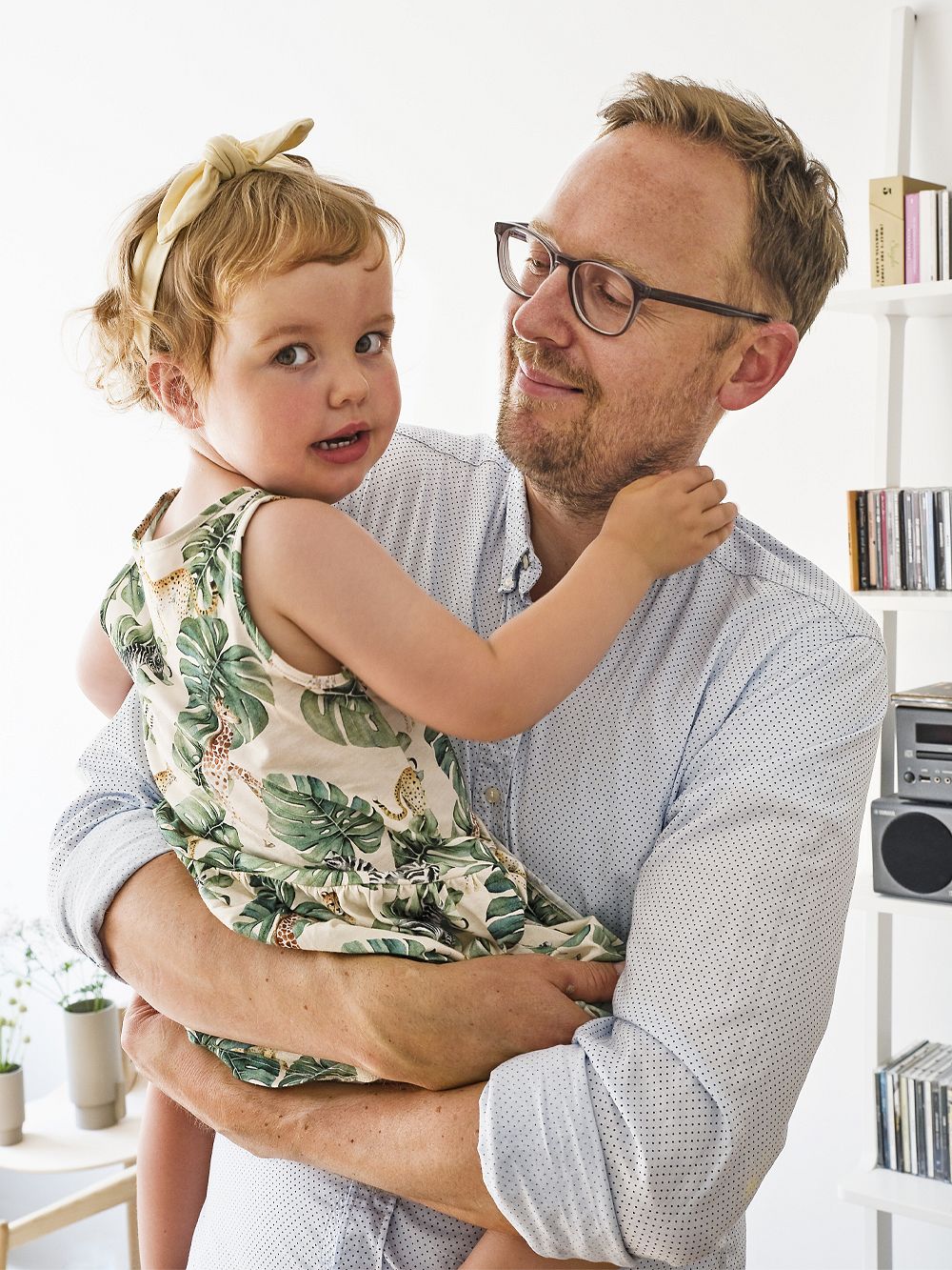 Lasse Lund Lauridsen with his daughter Freja